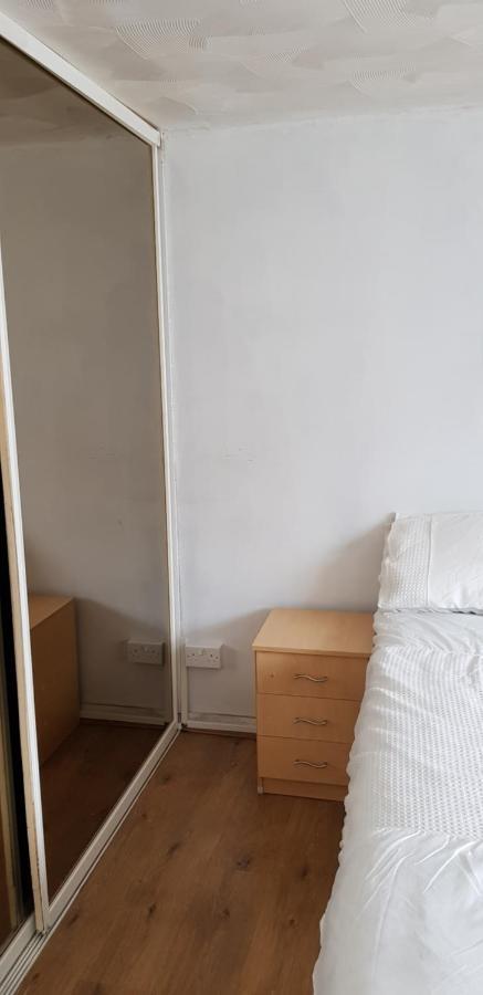 61 Baker Street Lägenhet Luton  Exteriör bild