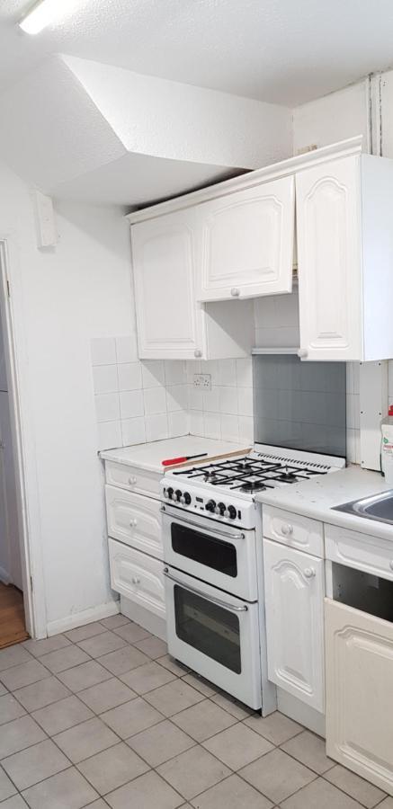 61 Baker Street Lägenhet Luton  Exteriör bild